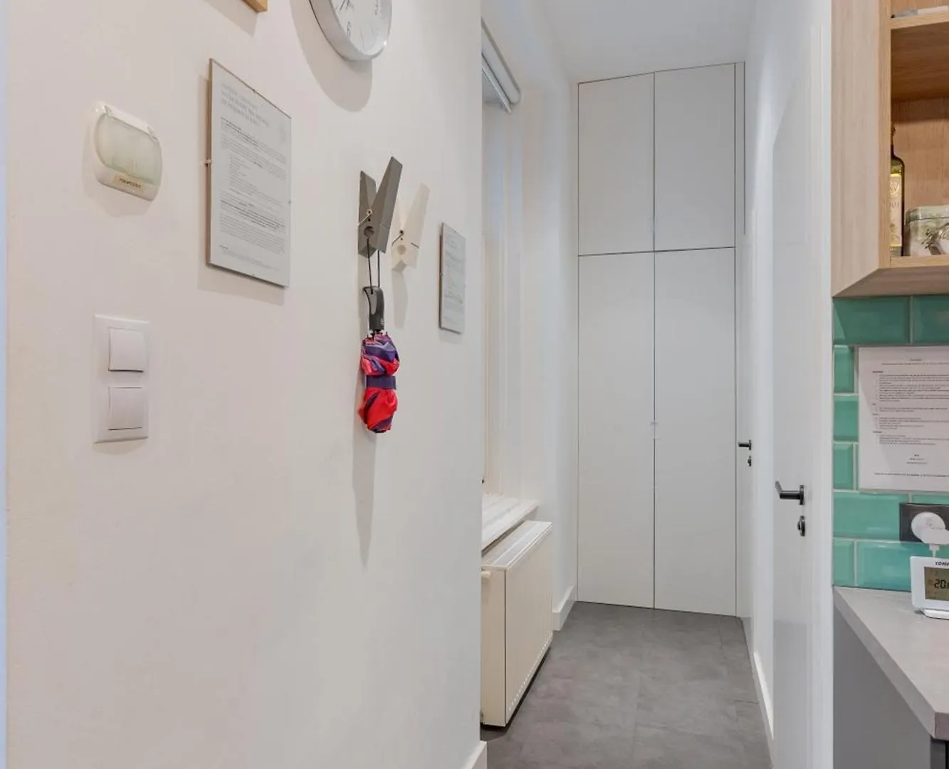 Faces Of Jungle - Funky Design In Vibrant Centre Apartment Budapest